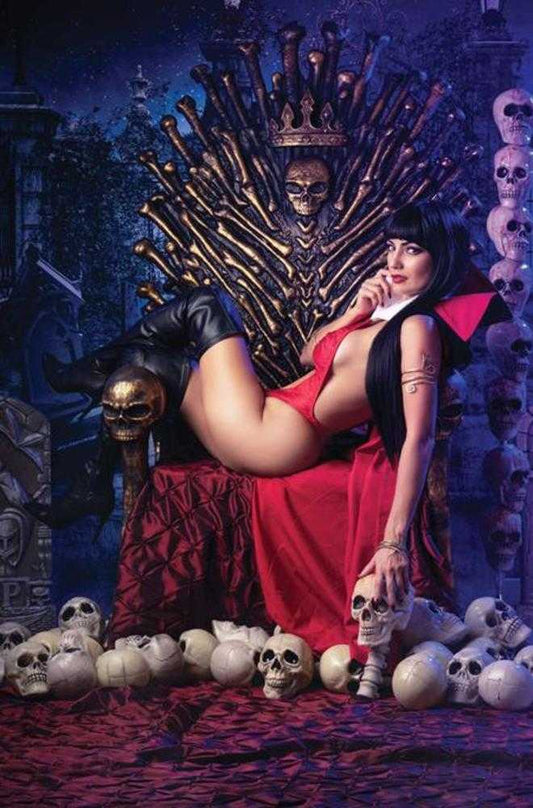 Giant Sized Savage Tales (One Shot) Cover H 1:10 Ivy Cosplay Vampirella Full Art Variant