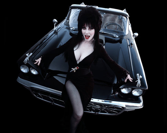 Signature Services - Cassandra Peterson (Elvira) Autographed Photo C